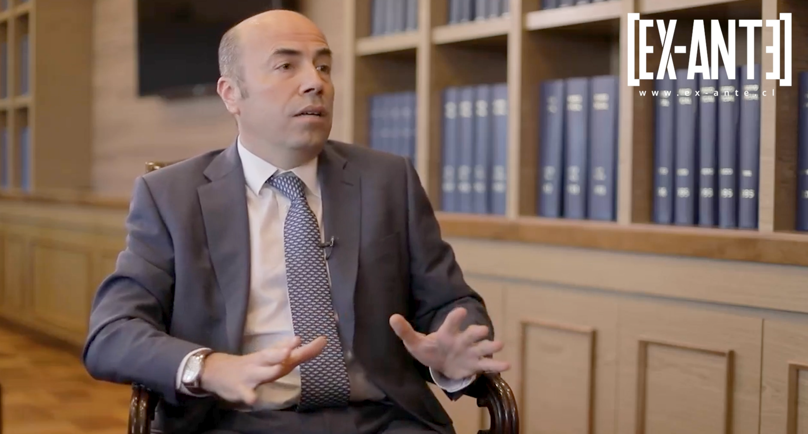 Contralor Jorge Bermúdez: “Generar expectativas con la Constitución sirve para ganar elecciones, pero después la frustración es muy grande”